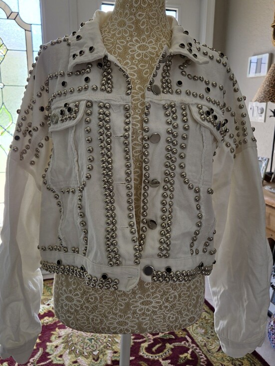 SEEK THE LABEL Jackets & Blazers - Seek the Label White Heavy Studded/Embellished Denim Jacket Size L (18/20)
